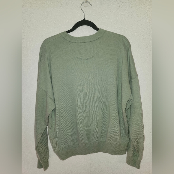 ☮️EUC American Eagle "AE☮️ Graphic Crewneck Sweatshirt" in "Dusty Sage" Medium☮️ - Picture 11 of 11